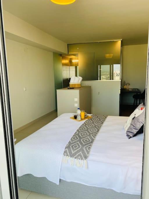 Luxury Maisonette With Shared Pool Atene Esterno foto