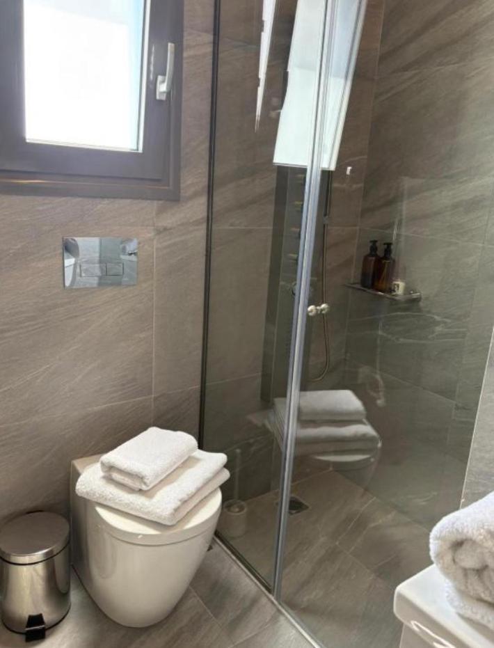 Luxury Maisonette With Shared Pool Atene Esterno foto