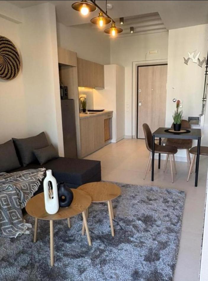 Luxury Maisonette With Shared Pool Atene Esterno foto